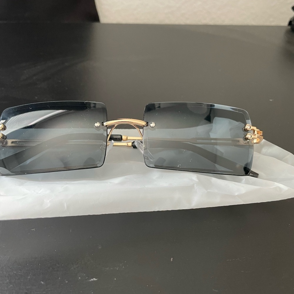 Sold via Depop Designer Inspired Frames